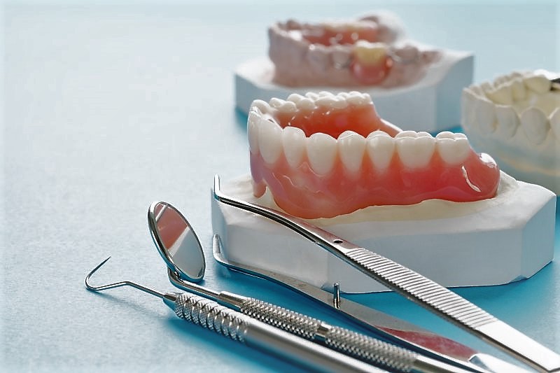 Підготовка до протезування зубів
